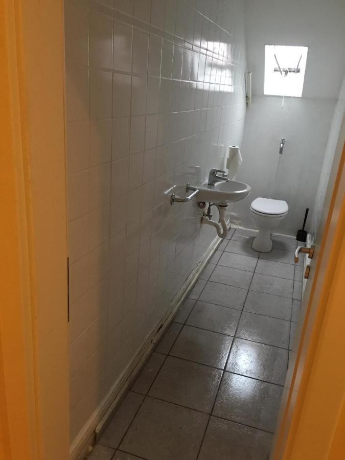 Zimmer Im Dachgeschoss Kaiserslautern Exteriér fotografie